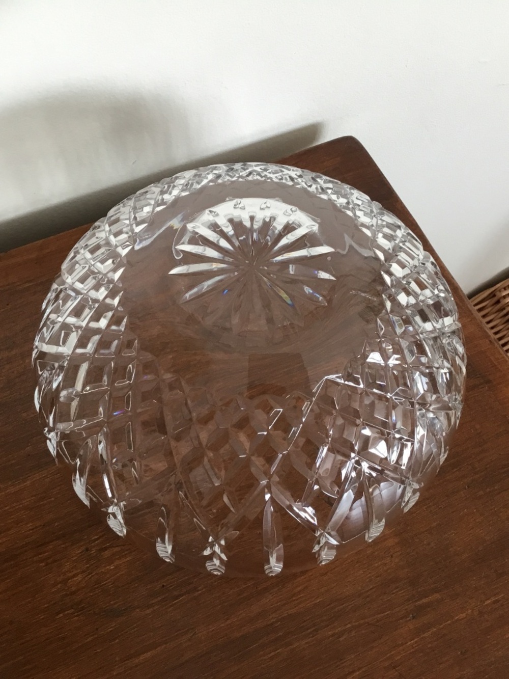 Vintage Waterford ‘Araglin’ 8” Bowl - Picture 4 of 8